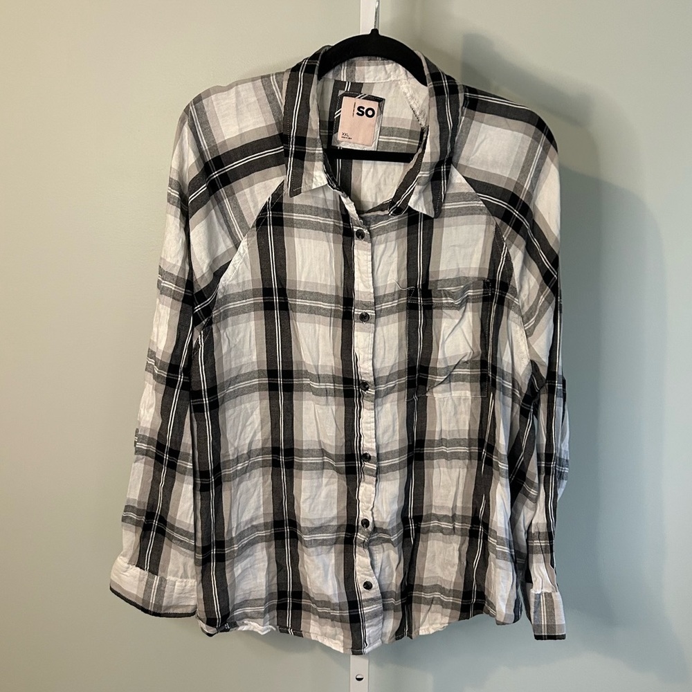SO Black White Plaid Button Down Shirt